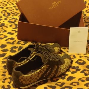 Coach shoes size 8 brown